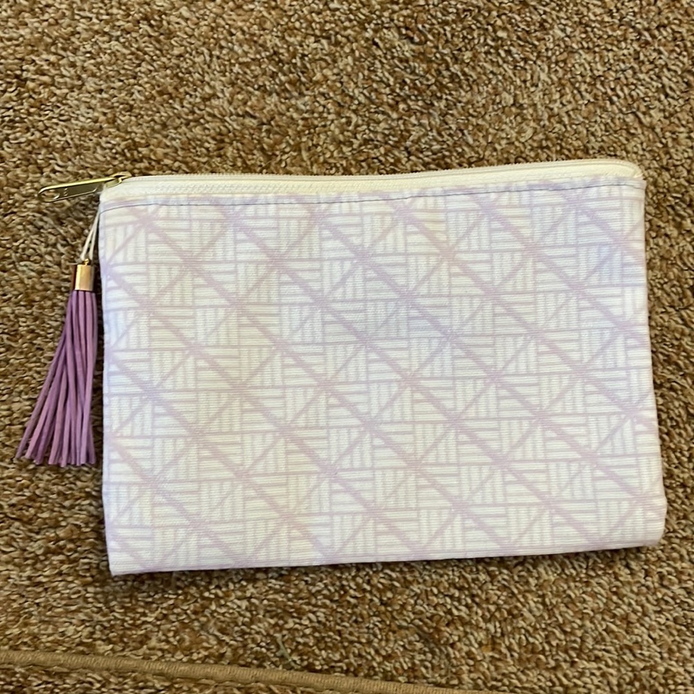FW Design&Textiles zip up make up bag
